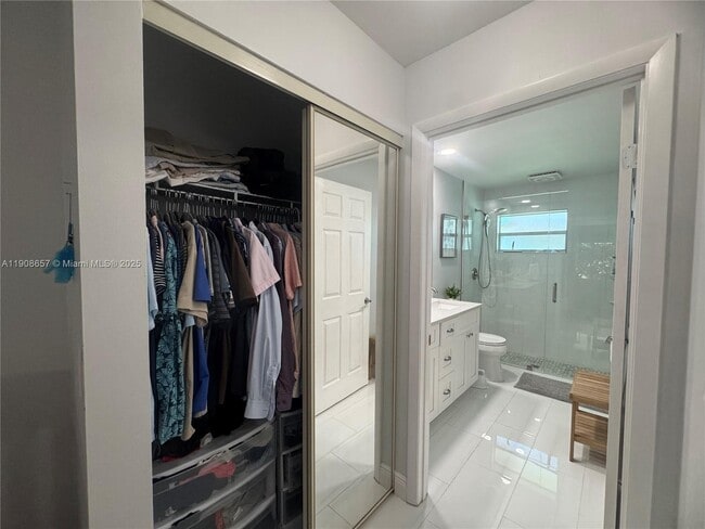 Building Photo - 5226 Brian Blvd