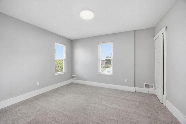 Building Photo - Three-Bedroom Home for Rent in Duquesne