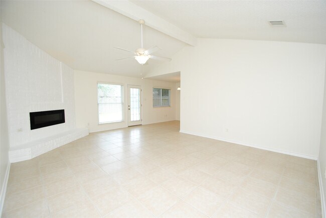Building Photo - 22619 Leedstown Ln