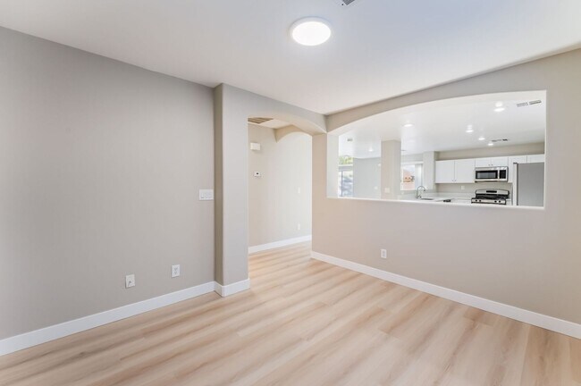 Building Photo - Modern Elegance Meets Spacious Comfort in a Unique Layout!