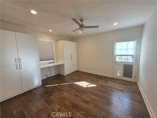 Building Photo - 23400 Collins St