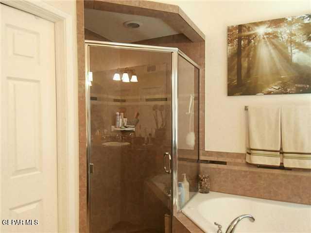 Building Photo - 5807-5807 Redstone Pass Ct