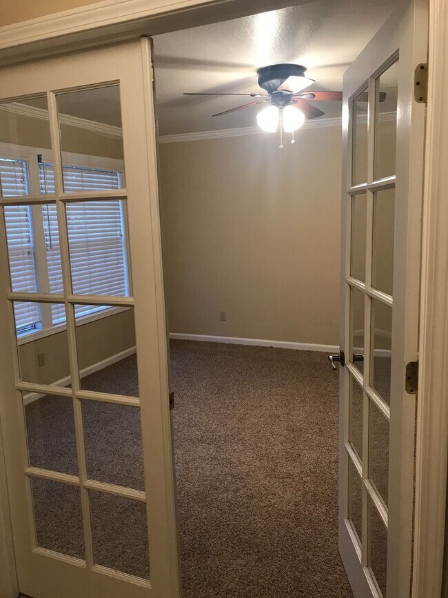 Building Photo - Everything You Need and Want to Call Home!