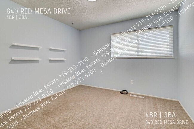Building Photo - 840 Red Mesa Dr