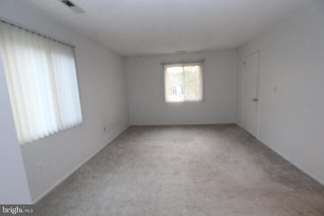 Building Photo - 2114 Aspen Dr