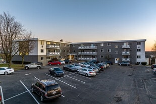 Building Photo - The Ridge