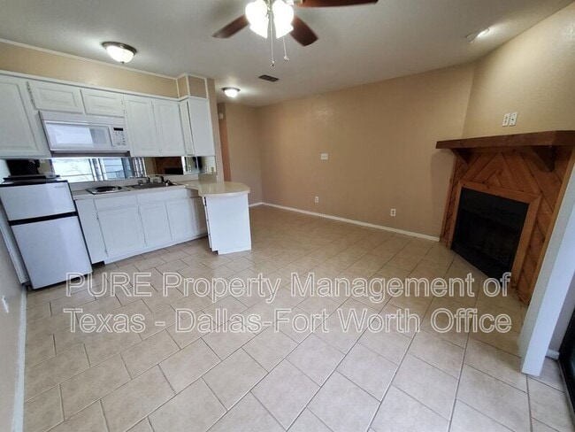 Building Photo - 6321 Kelly Dr