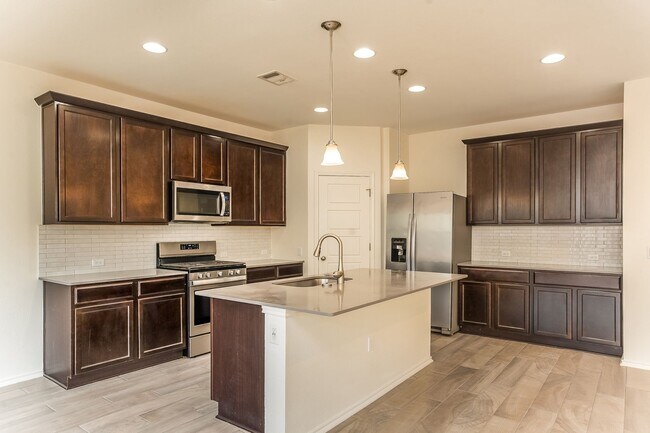 Building Photo - Village at Wells Branch 4-Bedroom Home