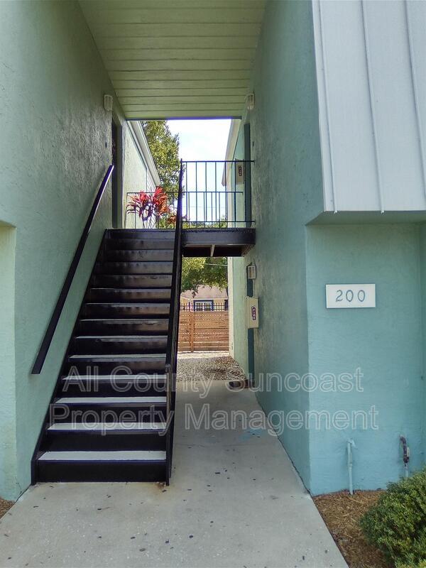 Building Photo - 7450-7435 35th St N