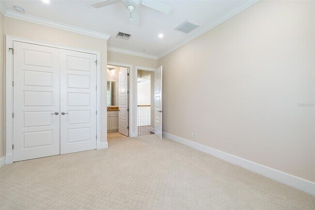 Building Photo - 821 Bay Point Dr