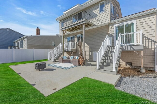 Building Photo - 26 Namkee Ln