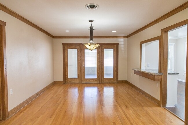 Building Photo - 9010 Linkmeadow Ln