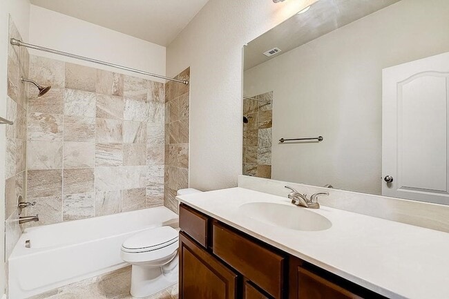 Building Photo - 2518 Adam Ln