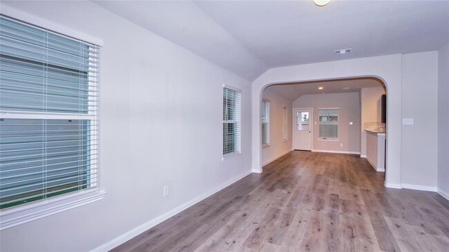 Building Photo - 3524 Wooded Ln