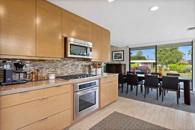 Building Photo - 78 Colgate Dr