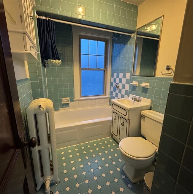 Building Photo - 9-11 Lincoln St