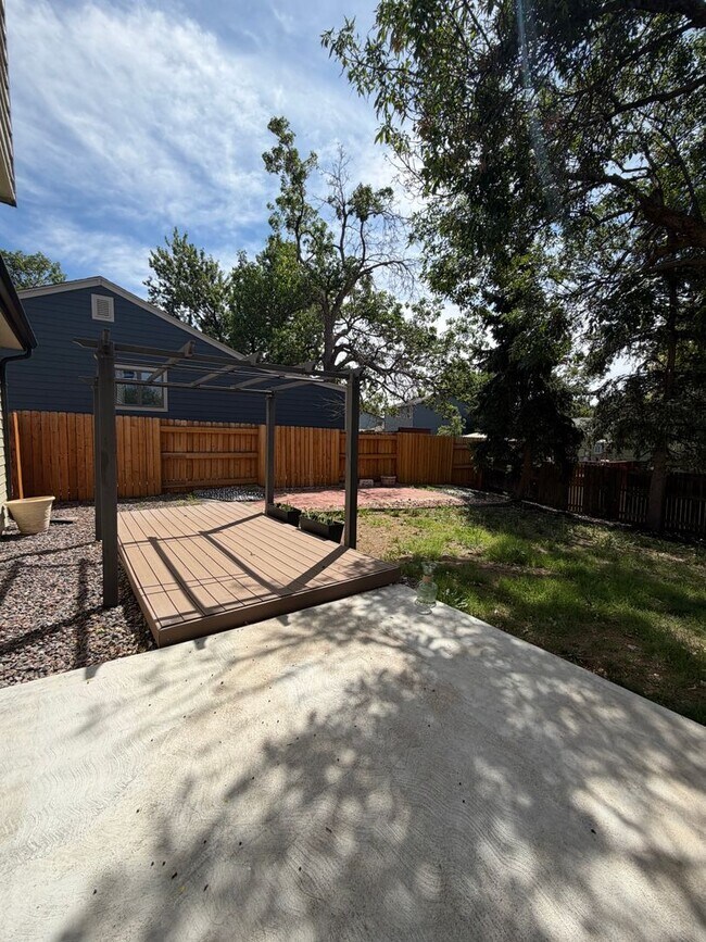 Building Photo - 16596 E Stanford Pl
