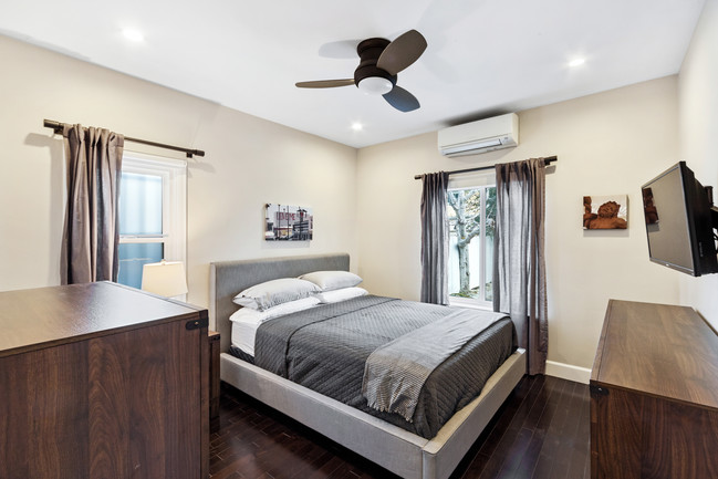 Bedroom - 1120 Poinsettia Dr