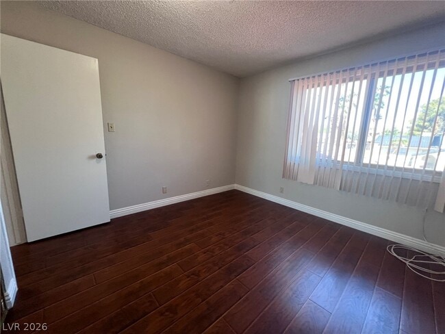 Building Photo - 3850 S Spitze Dr
