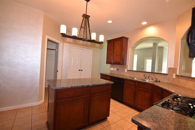 Building Photo - 7927 Cardinal Landing Ln