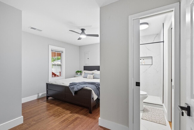 Building Photo - 250 Indale Ave