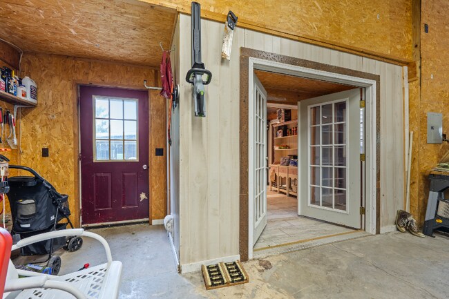 Building Photo - 4998 Rockefeller Rd