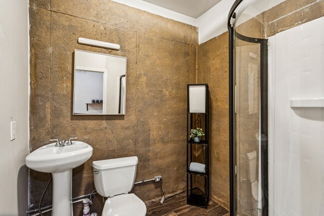 Building Photo - 1856 Perry Blvd NW