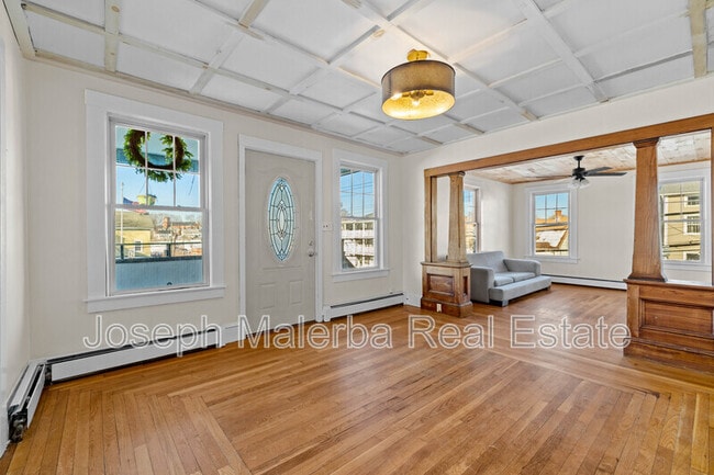 Building Photo - 95-97 Ashland St