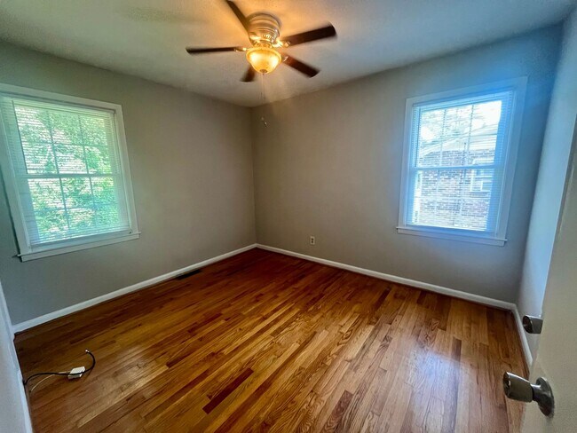 Building Photo - House for Rent In Clemson