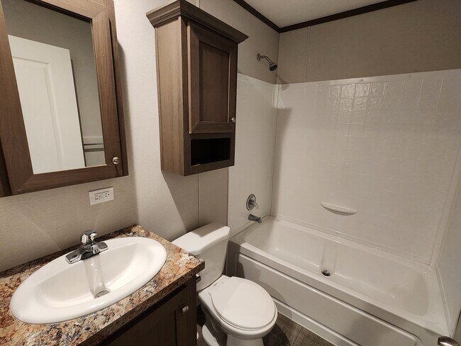 Building Photo - 762 Virginia