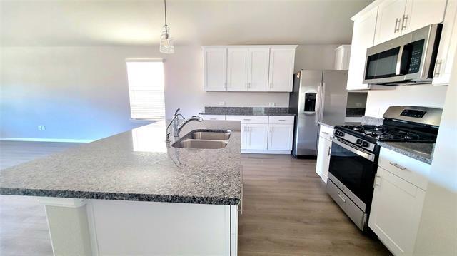 Building Photo - 418 Wydown Dr