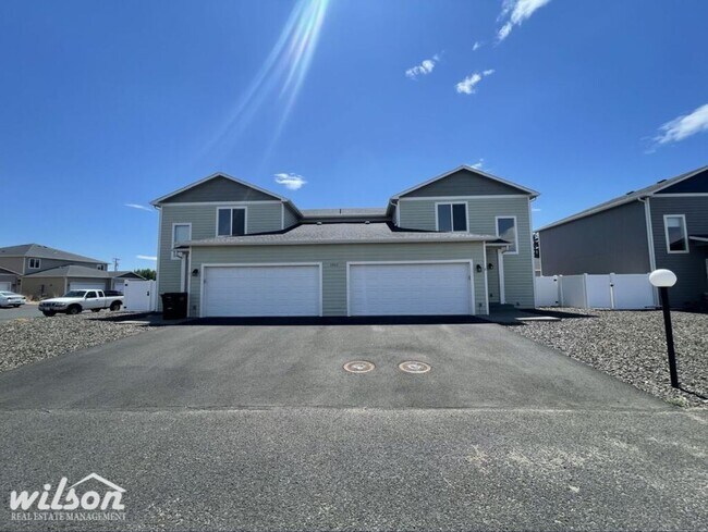 Building Photo - 2902 Willow St