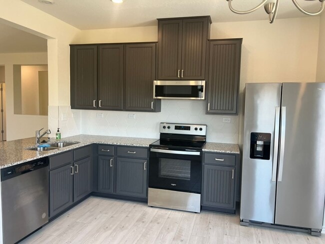 Building Photo - 114 E Granite Shrs Dr