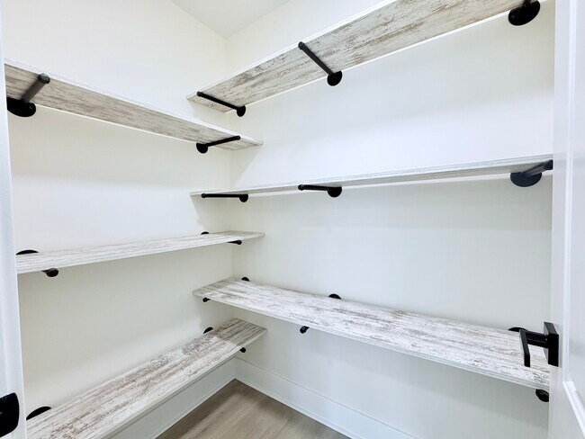 Building Photo - 98 Marble Hill Ct