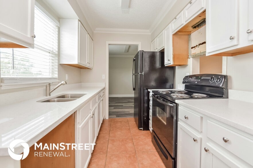 Building Photo - 11322 Lockwood St