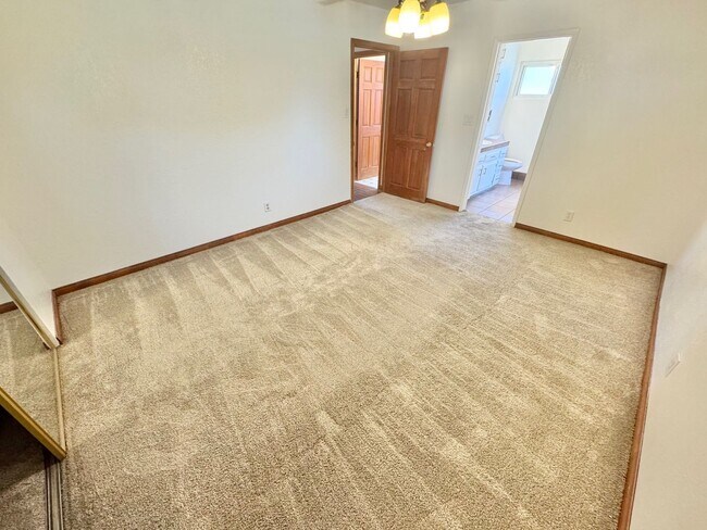 Building Photo - New Carpet and Paint, NO HOA, 3 Bed, 2 Bath home with Pool.