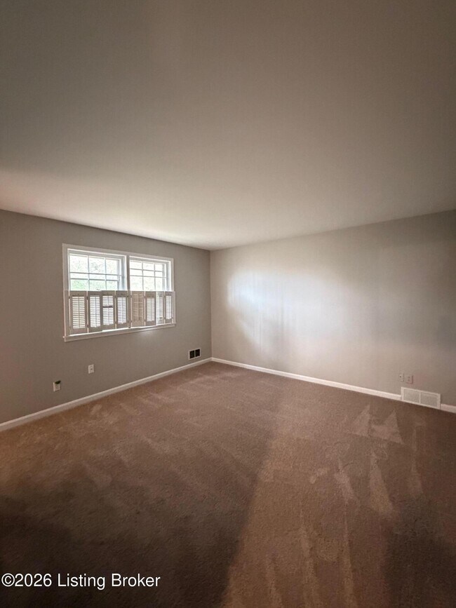 Building Photo - 634 Cherrywood Dr
