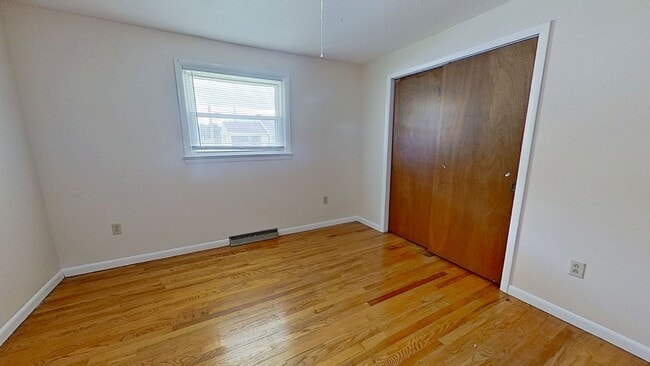 Building Photo - Single Family Home