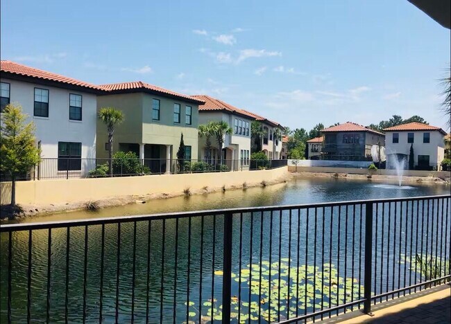 Building Photo - 1943 Boardwalk Dr