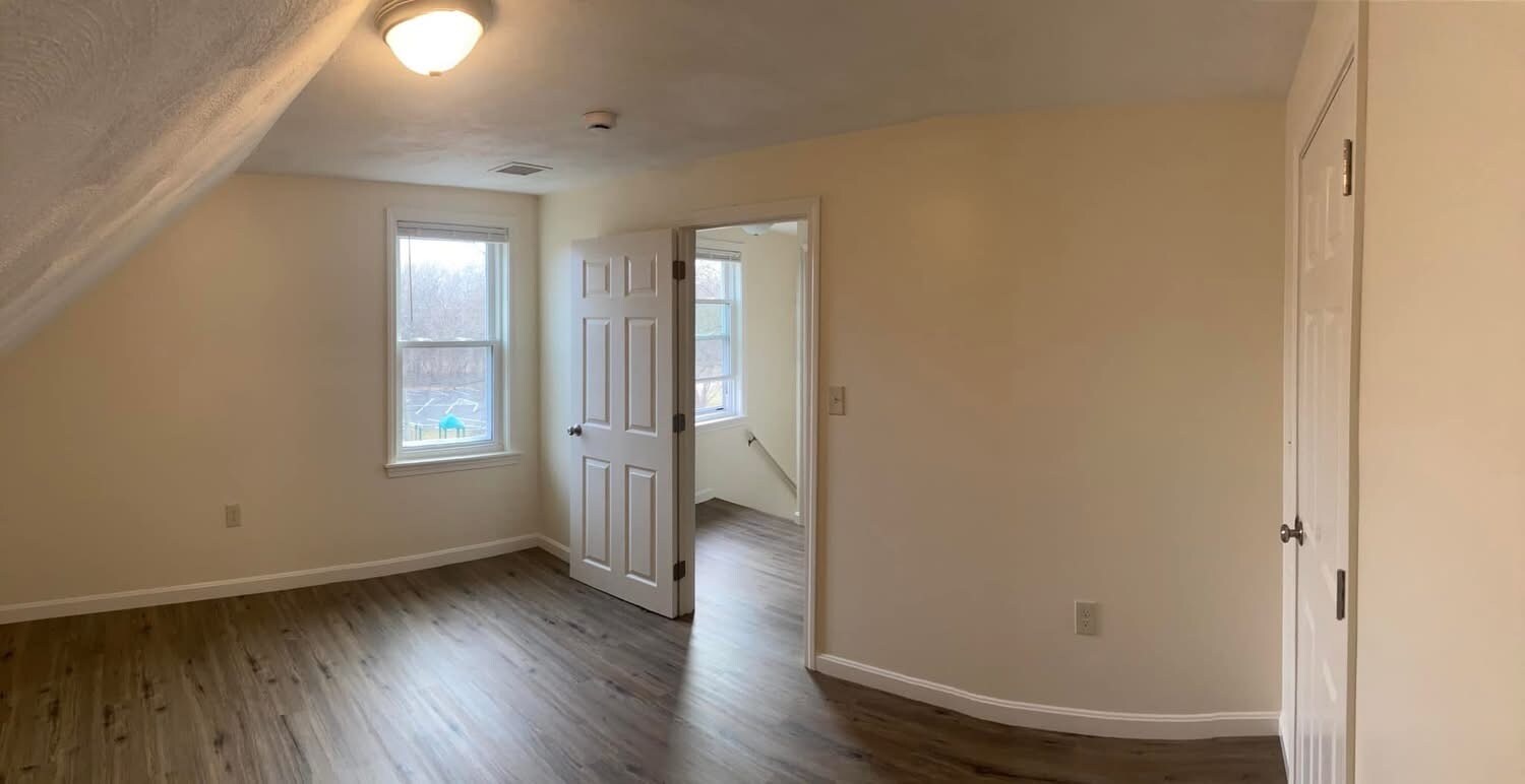 Building Photo - 102 Holten St