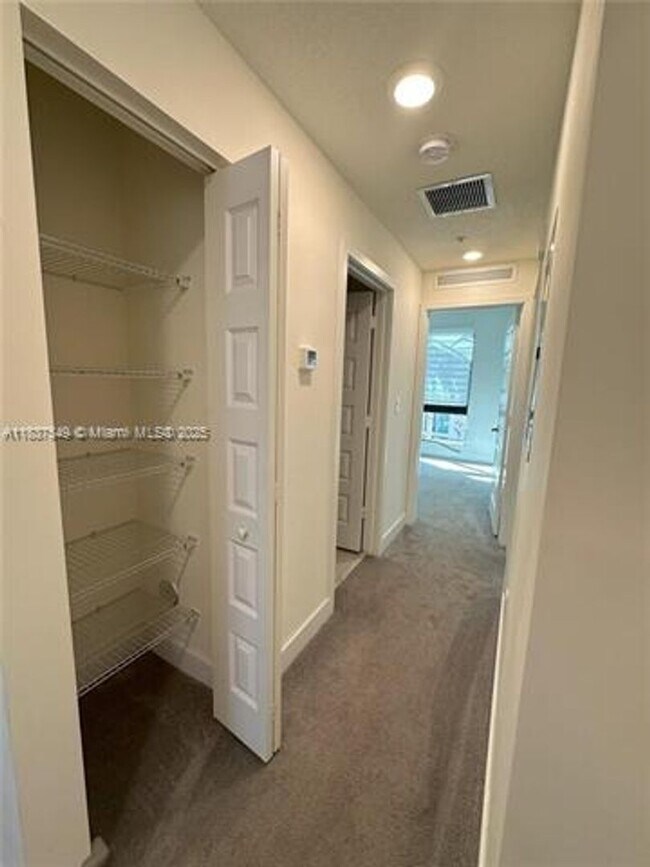 Building Photo - 4670 NW 84th Ave