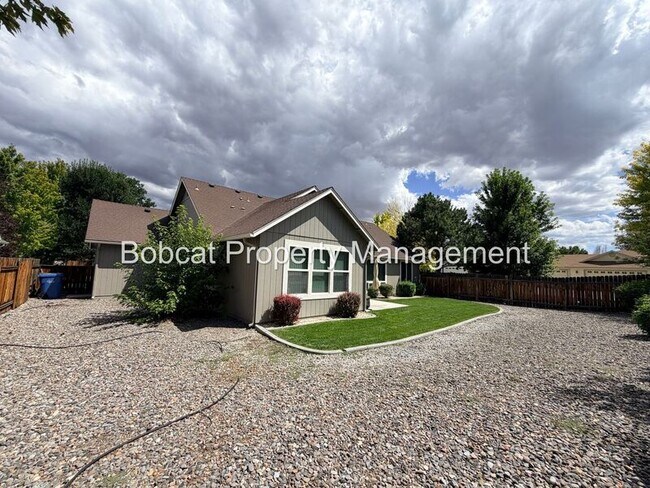 Building Photo - 1362 Branden Ln