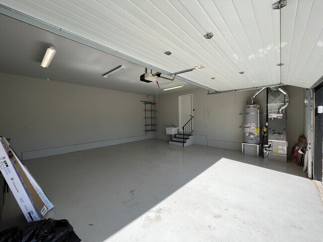 Building Photo - 12956 SE 126th Ave