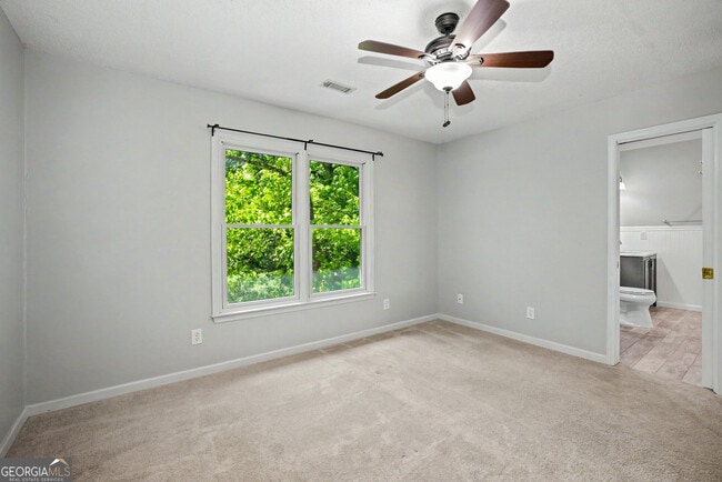 Building Photo - 1018 Pleasance Grove