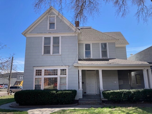 Building Photo - 315 W Koenig St