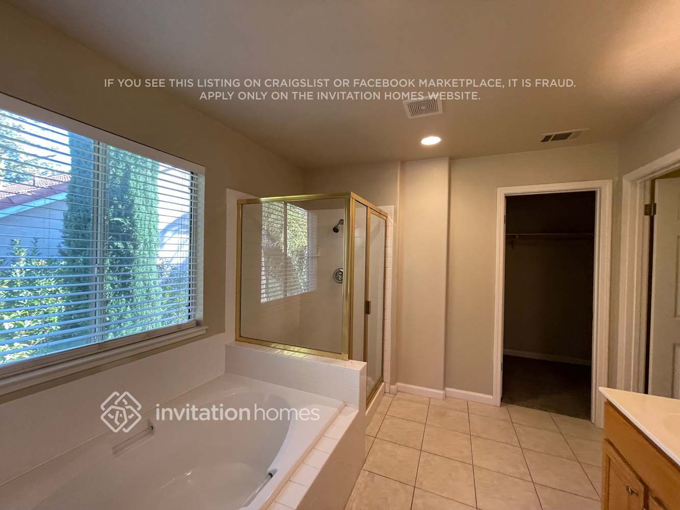 Building Photo - 278 Woodcrest Dr