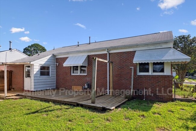 Building Photo - 21 Mansford Dr