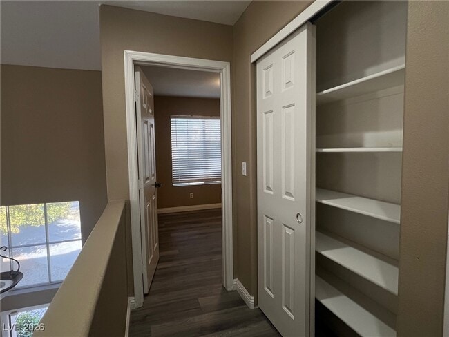 Building Photo - 1000 Venetian Hills Ln