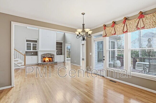Building Photo - 120 Creekside Park Dr