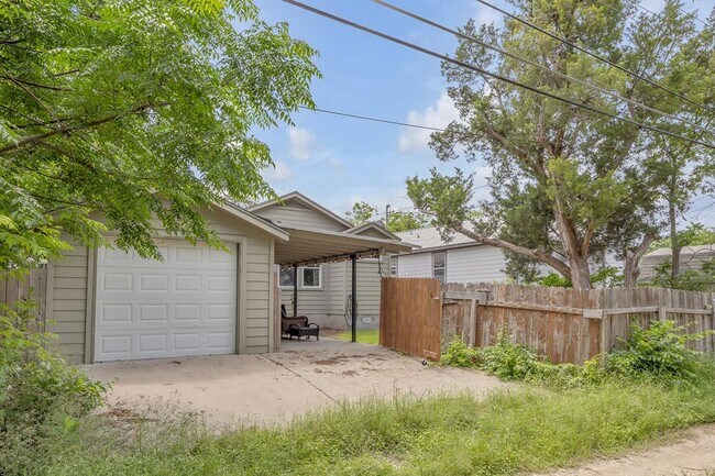 Building Photo - 5408 Avenue F